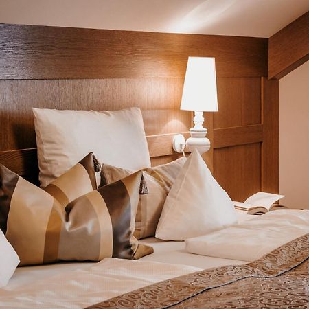 Der Eisvogel - Wellness- & Genusshotel Bad Gögging Екстериор снимка